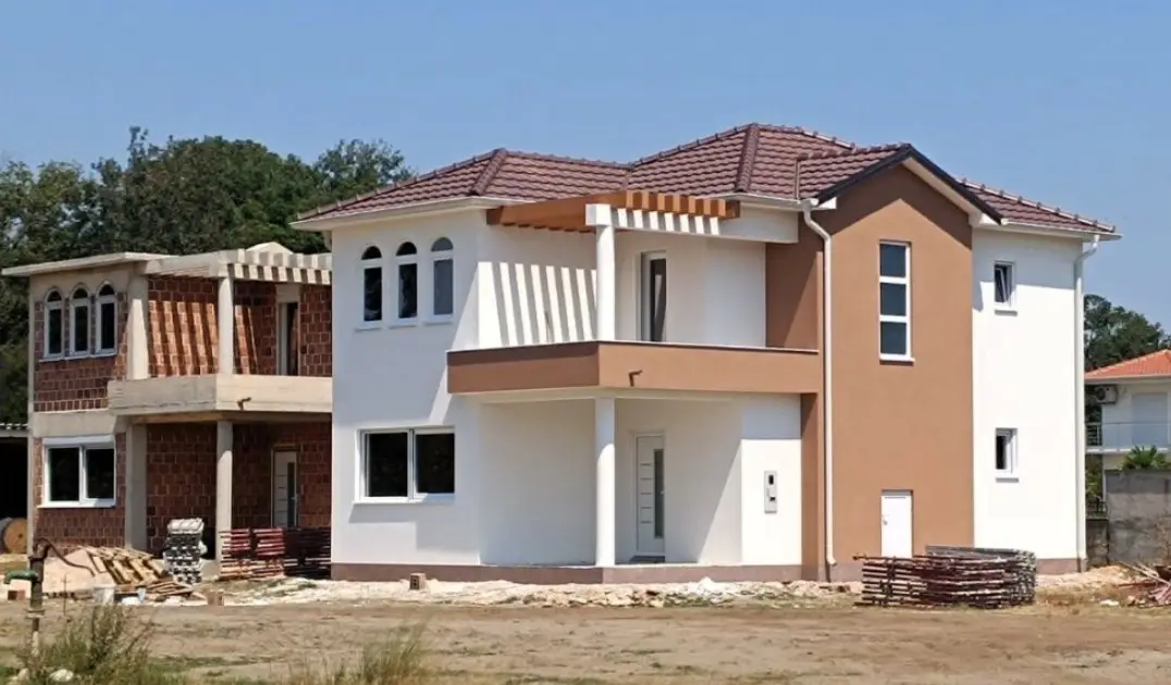 Nedzvizhemost 6 Ausbauhaus